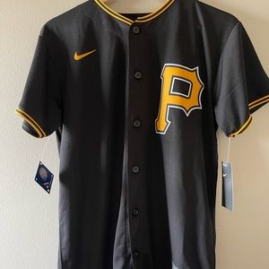 Youth Pittsburgh Pirates (BELL 55) Nike black jersey. New with tags. 1000% Auth.